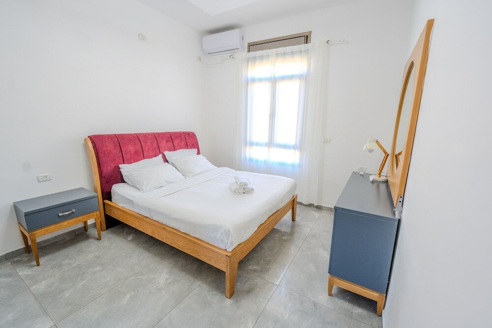 Фото Ha-Yarkon Forty One