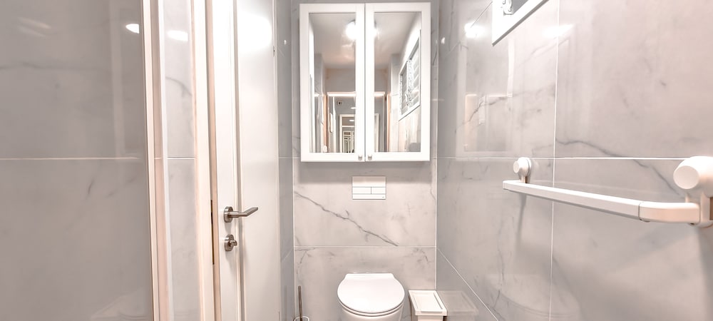 Фото Yona Hanavi Mmimosa