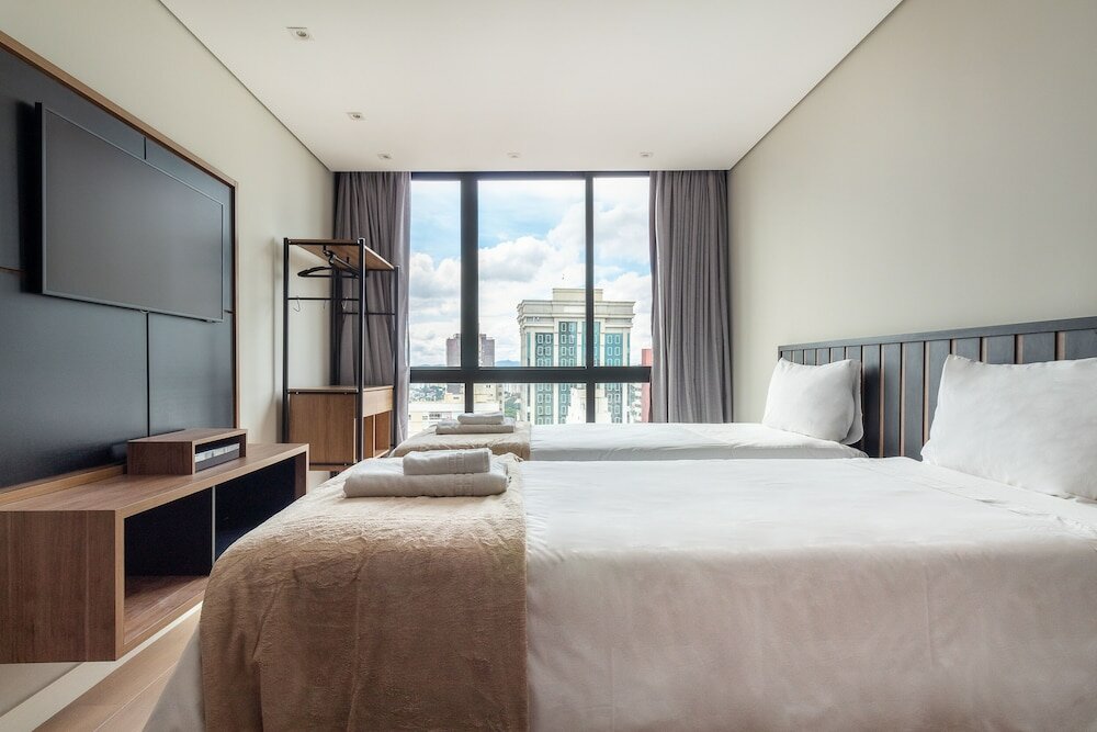 Фото B. Homy - Mercúrio Consolação