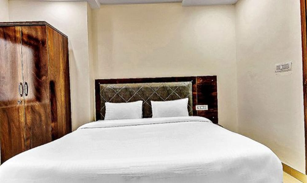 Фото Fabexpress Mohan Vilas Residency