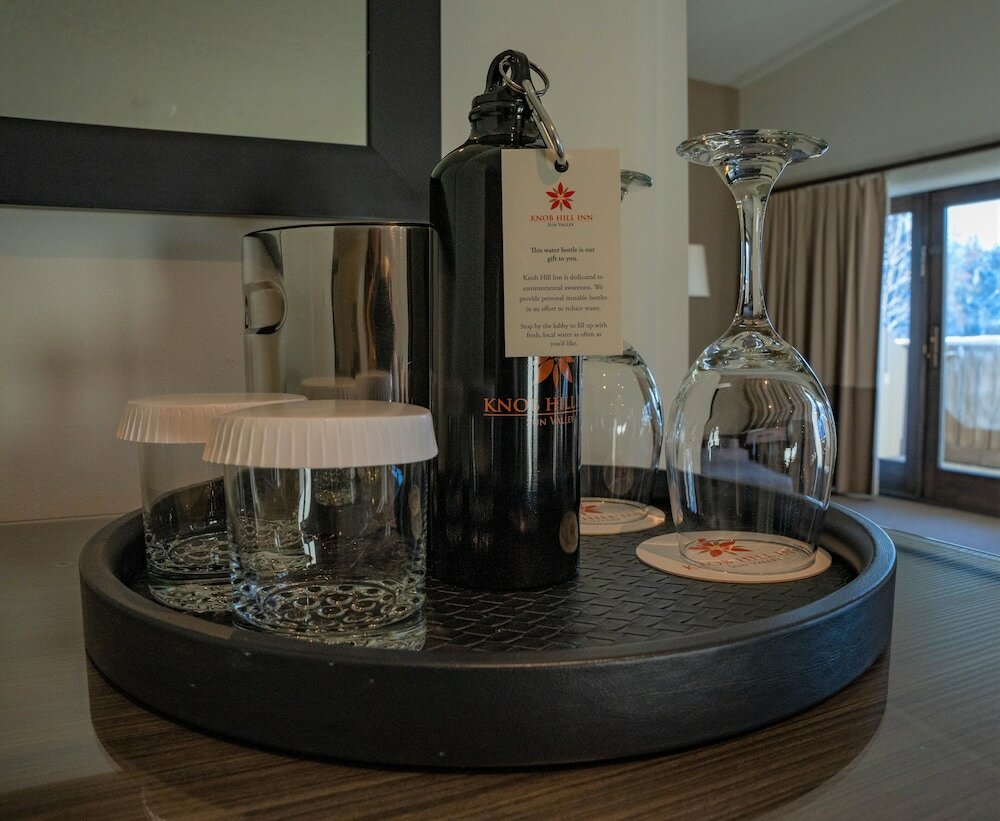 Фото Knob Hill Inn