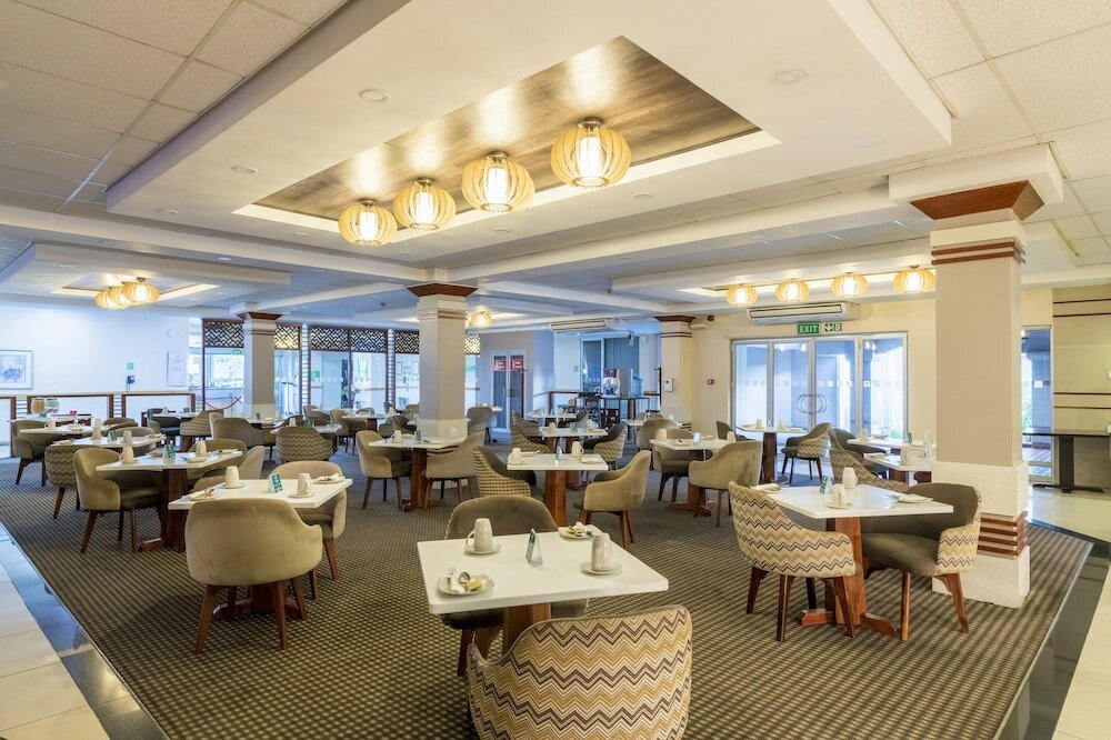 Фото Holiday Inn Bulawayo, an Ihg Hotel