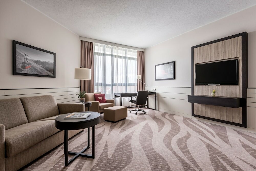 Фото Munich Airport Marriott Hotel