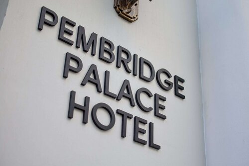 Гостиница Pembridge Palace Hotel в Лондоне