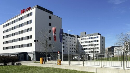 Гостиница ibis Zurich Messe Airport в Цюрихе