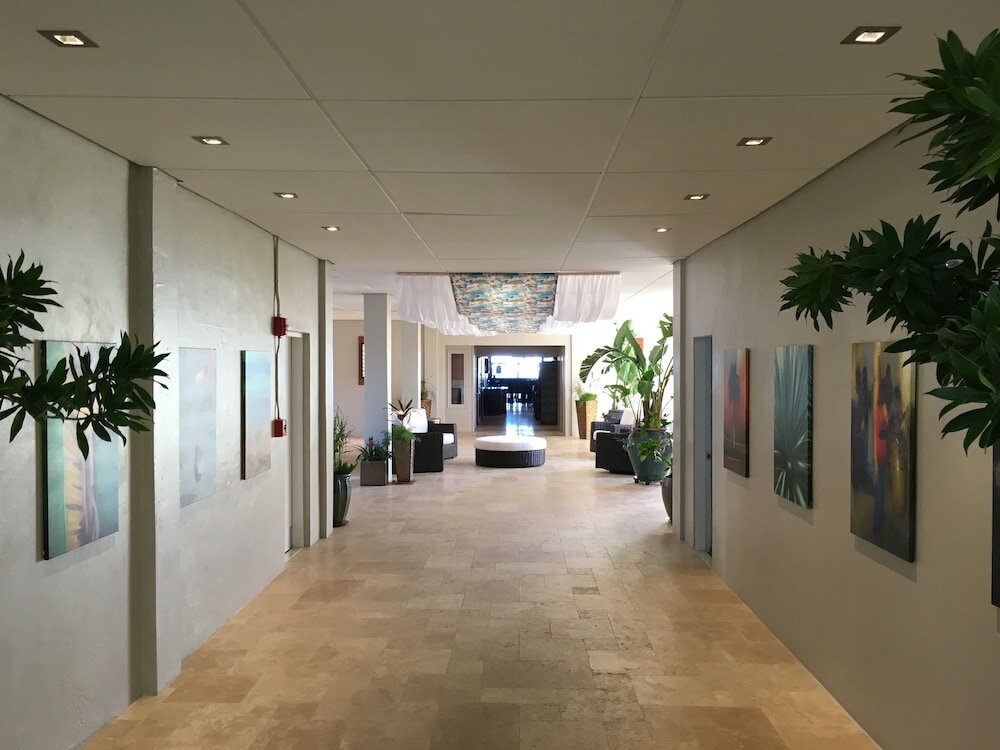 Фото Caravelle Hotel & Casino