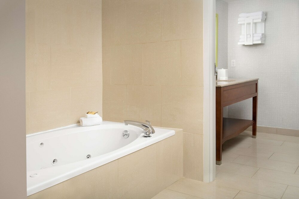 Фото Hampton Inn College Park