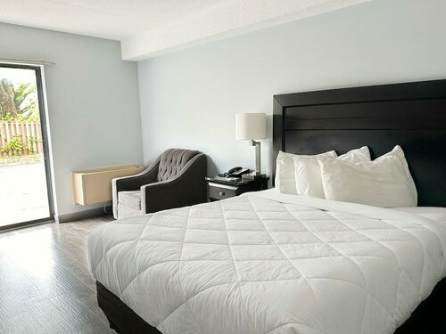 Внешний вид отеля Travelodge by Wyndham Welland в Уэлланде, фото 5