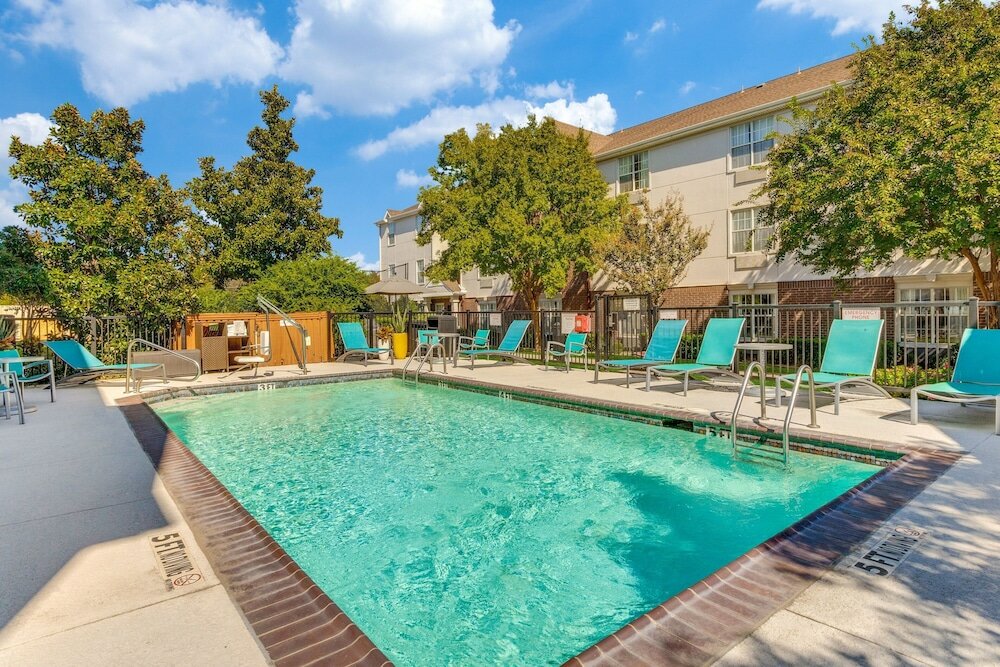 Фото TownePlace Suites by Marriott Dallas Arlington North