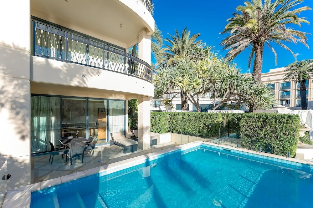 Фото Imperial Hotel Gold Coast