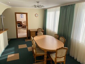 Novoye Palesye (Saligorsk, vulica Kazlova, 33), hotel
