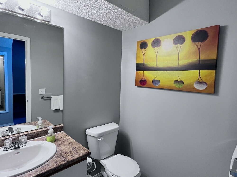 Фото Canadian Rockies Chalets