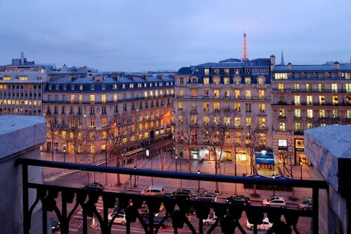 Гостиница Paris Marriott Hôtel Champs-Elysées в Париже