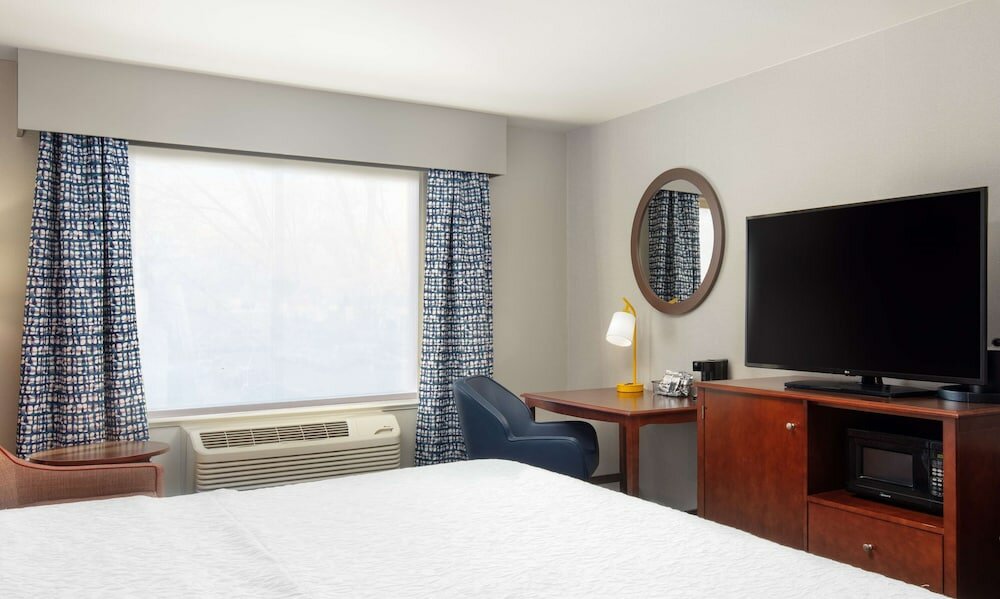 Фото Hampton Inn Medford