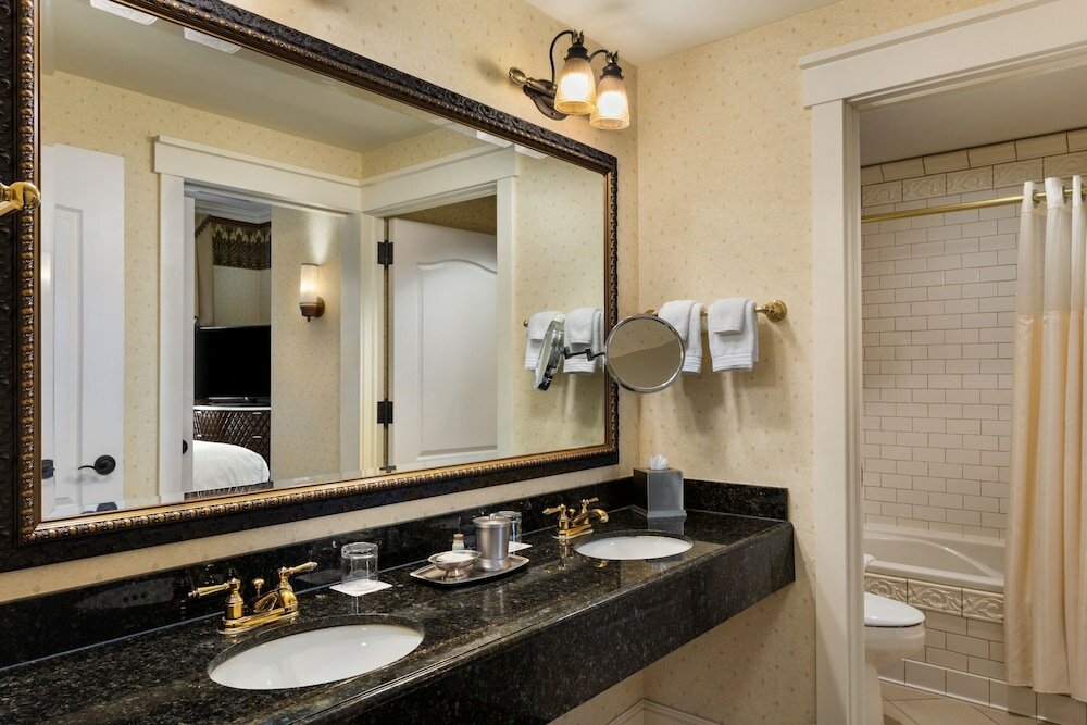 Фото Renaissance Minneapolis Hotel, The Depot