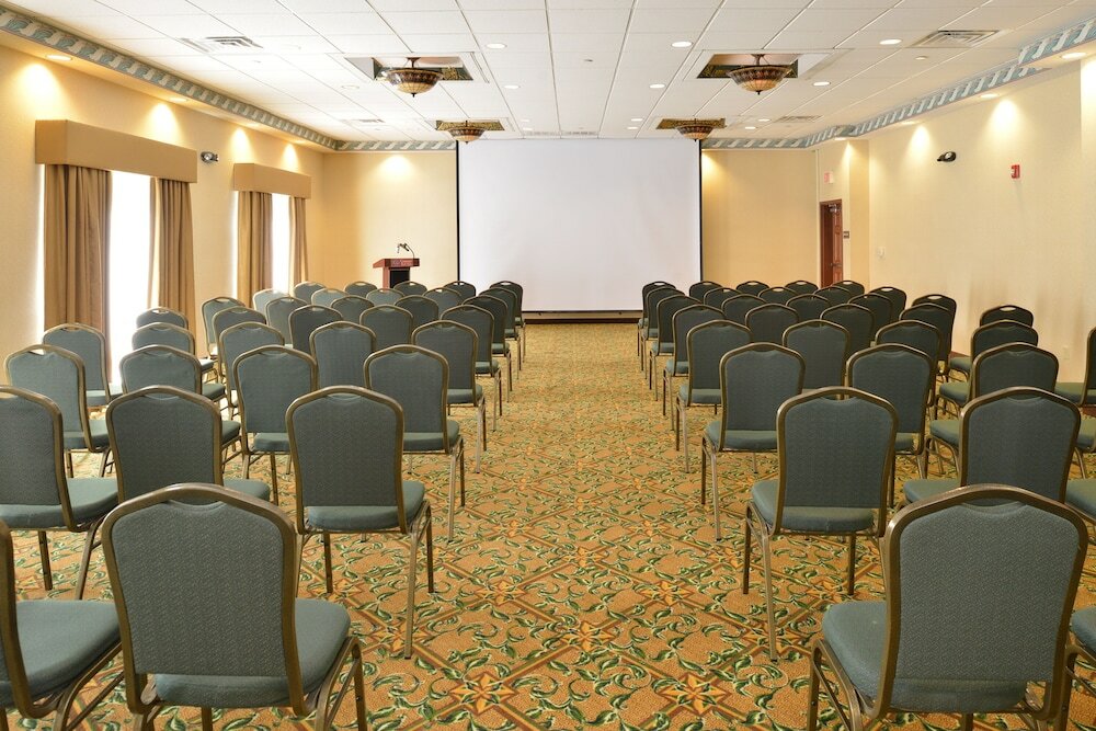 Фото Comfort Suites Near Gettysburg Battlefield Visitor Center