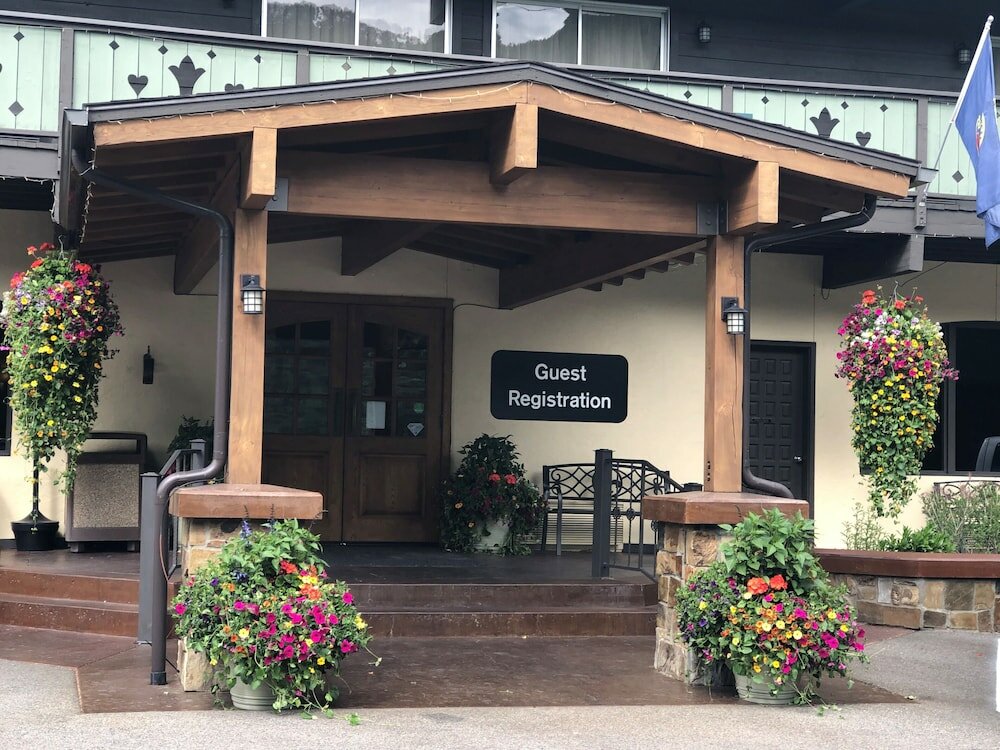 Фото Best Western Tyrolean Lodge