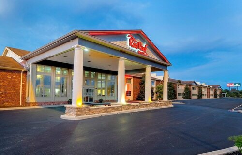 Гостиница Red Roof Inn & Suites Wilmington - New Castle