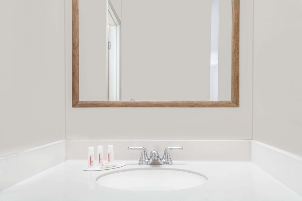 Фото Days Inn by Wyndham Burns