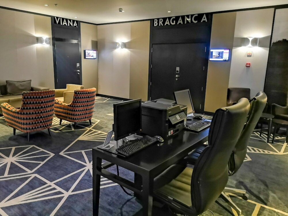 Фото Crowne Plaza Porto