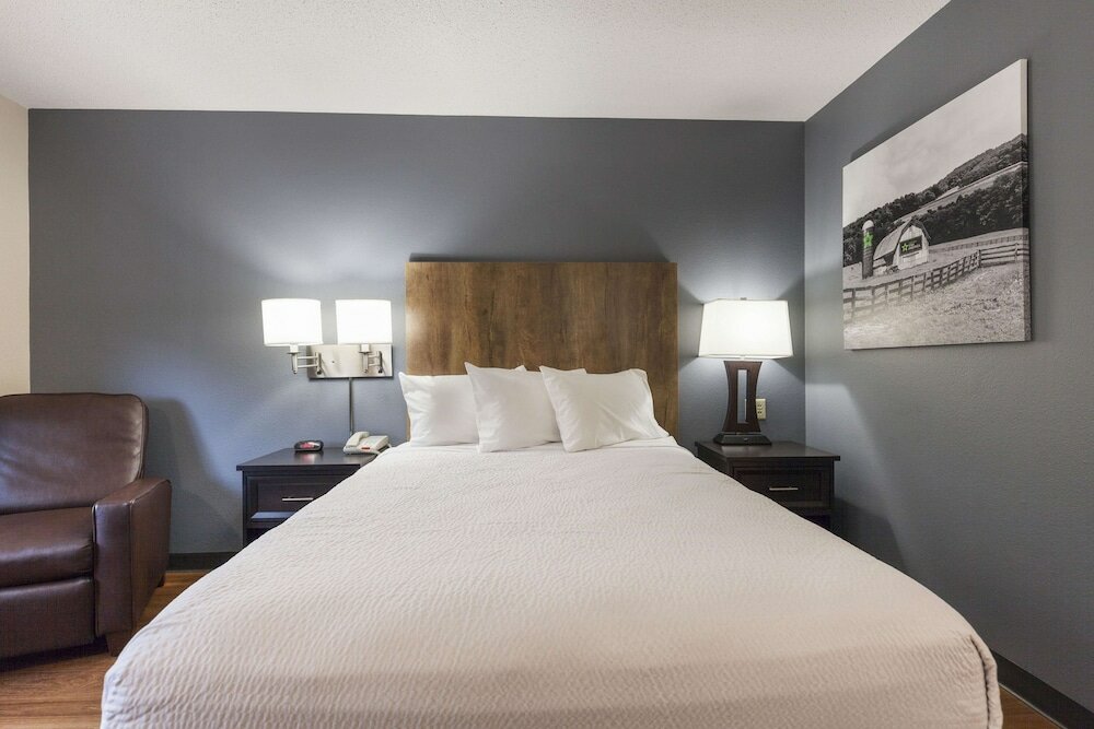 Фото Extended Stay America Premier Suites - Union City - Dyer St