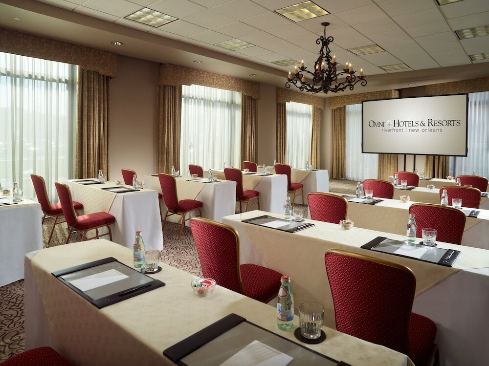 Фото Omni Riverfront Hotel