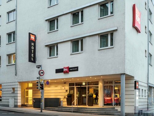 Гостиница Ibis Stuttgart Centrum в Штутгарте