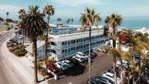 Гостиница Del Mar Motel on the Beach
