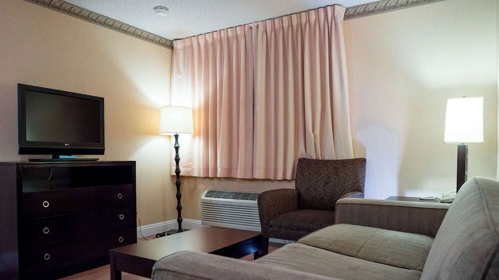 Фото Motel 6 Anaheim Hills