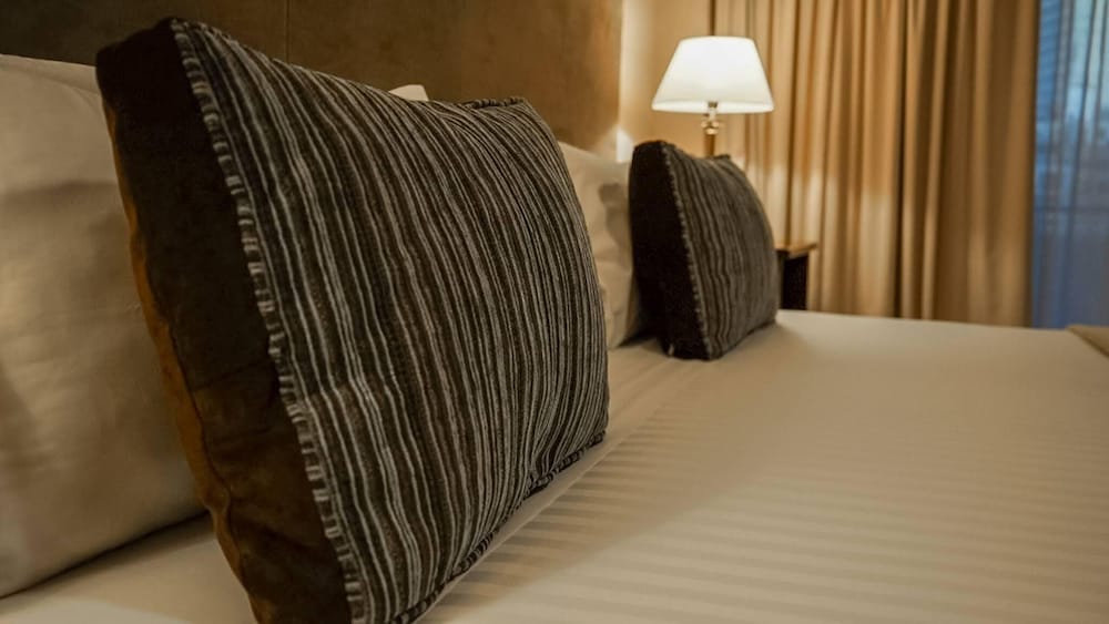 Фото Feir's Park Hotel & Rooftop