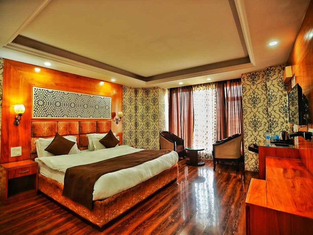 Фото Hotel The Montreal Near by Dal Lake