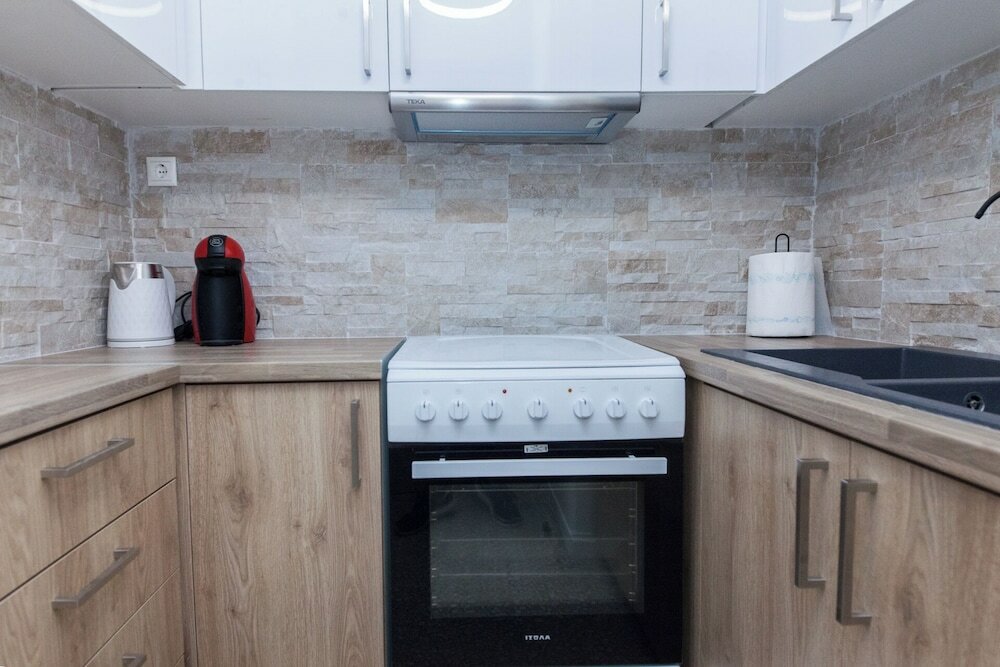 Фото Modern Greek Living Apt in Dafni Athens