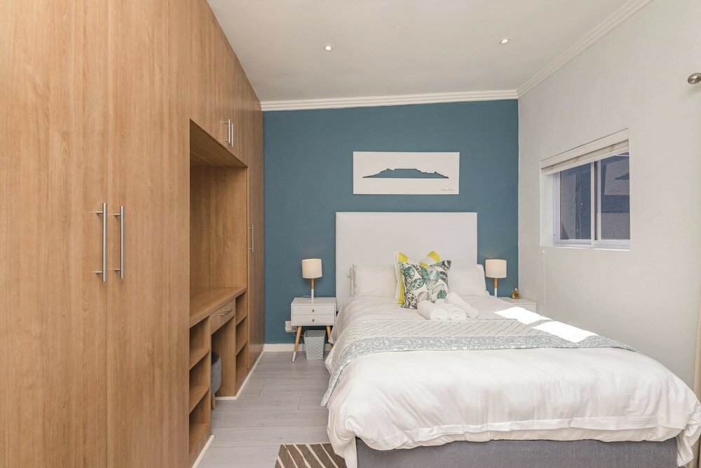 Фото Eaton Square 15