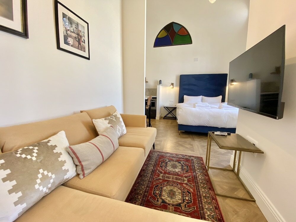 Фото Kubler's House- by Beach Apartments Tlv