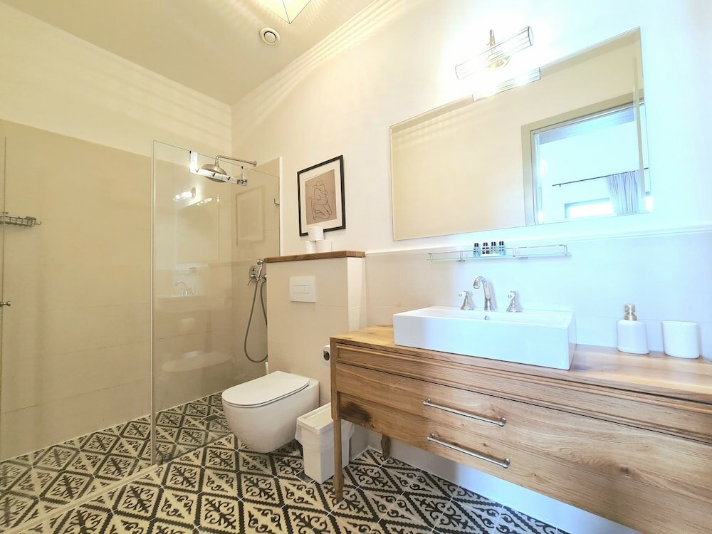 Фото Kubler's House- by Beach Apartments Tlv