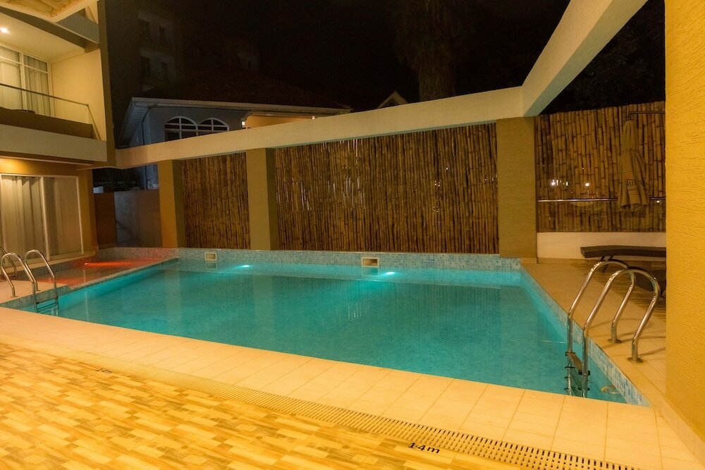 Фото The Hut Restaurant & Boutique hotel