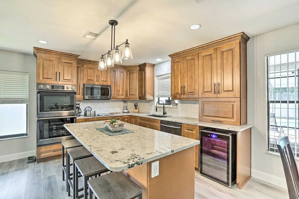 Фото 12762 98th St