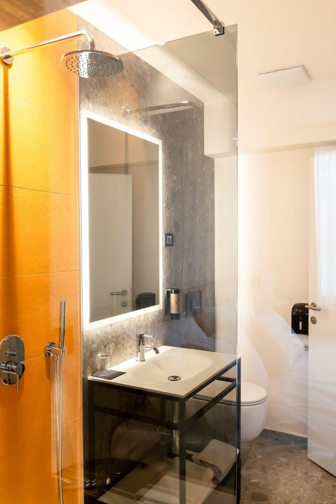 Фото Hotel Lonca