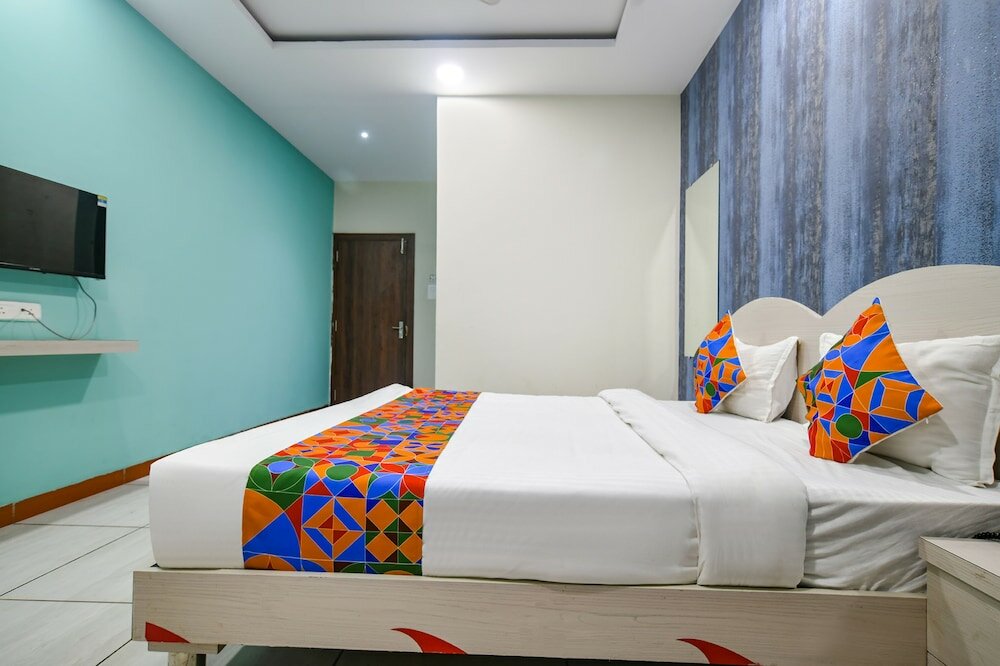 Фото Fabhotel Ramaya Inn