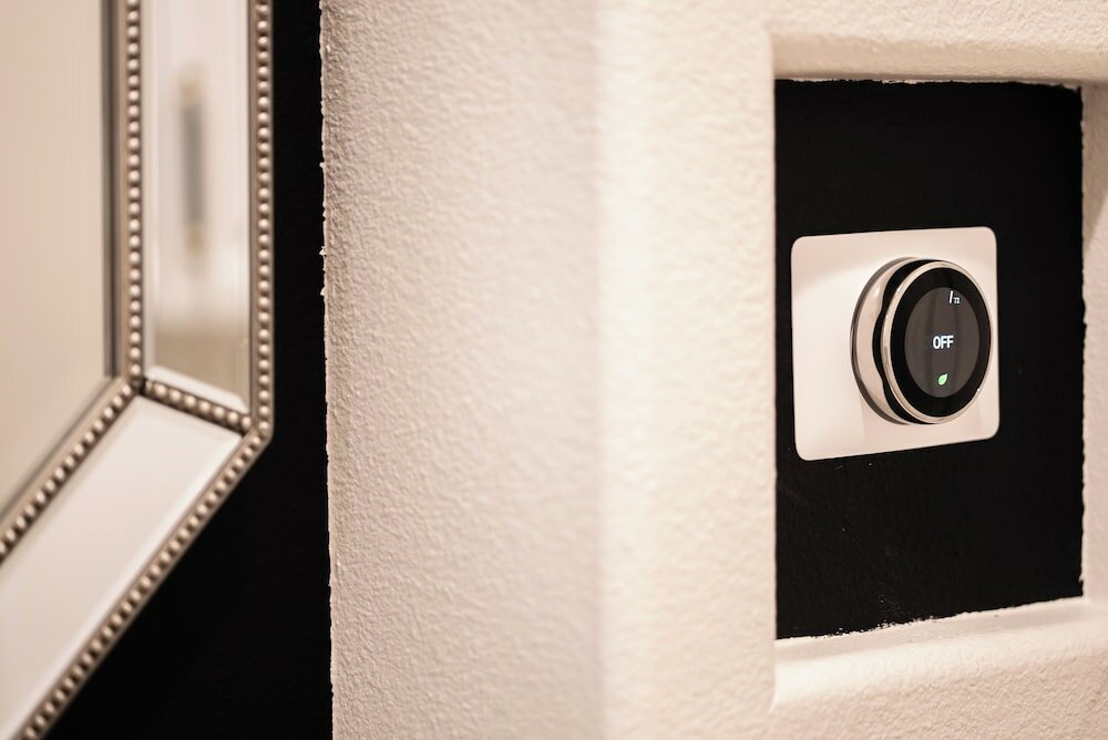 Фото Luxury Resort Style Living w Pool & Jacuzzi