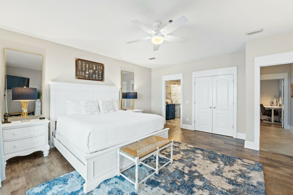 Фото Bel Air Beach Condos by Phg