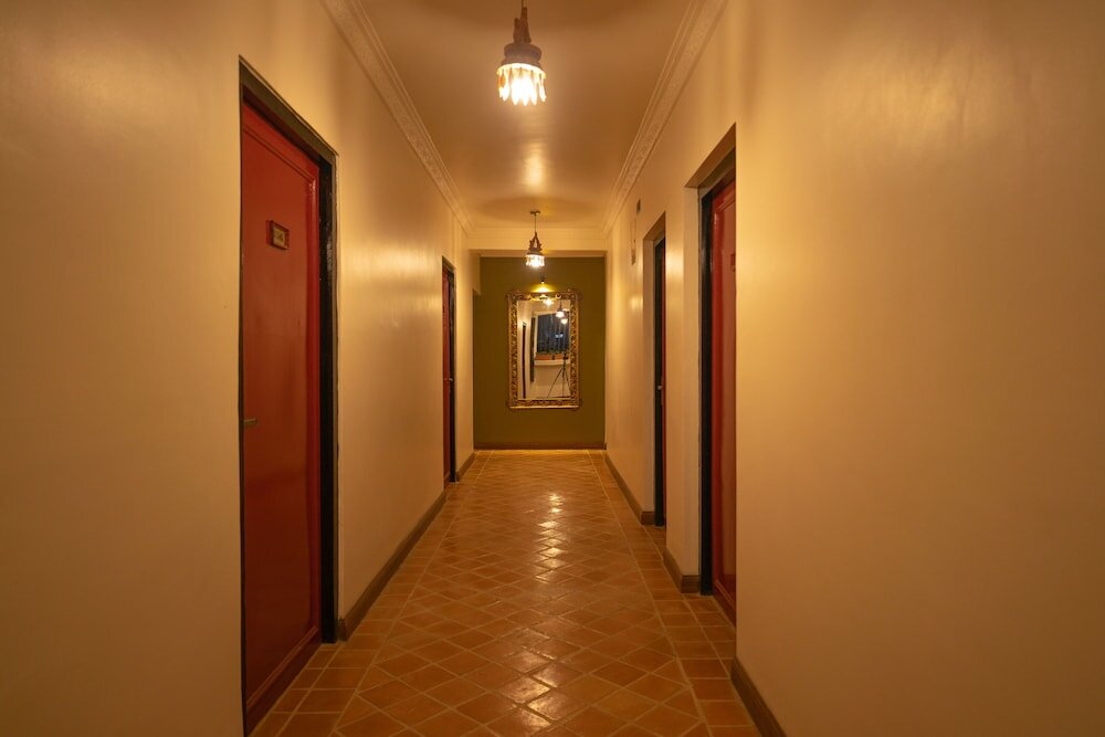 Фото Swarga Heritage Hotel