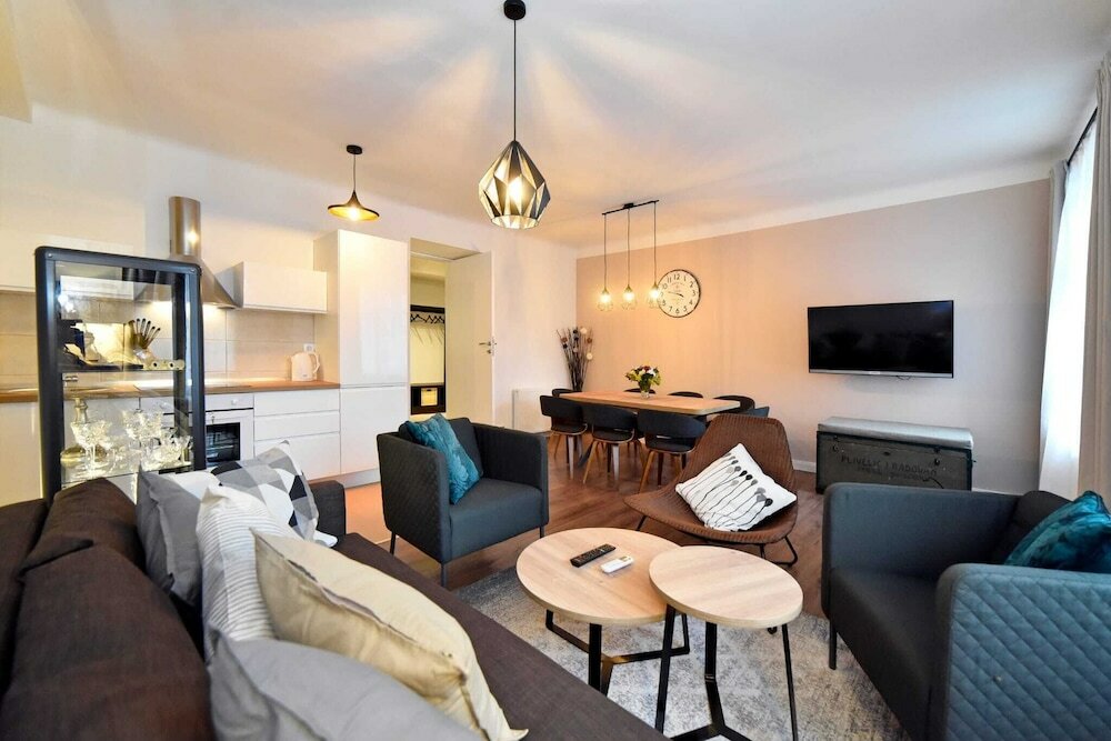 Фото Moin - Moin Apartment and Suite Zagreb