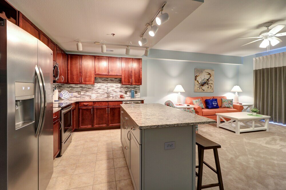 Фото Laketown Wharf 1814 - Enchantment Under The Sea