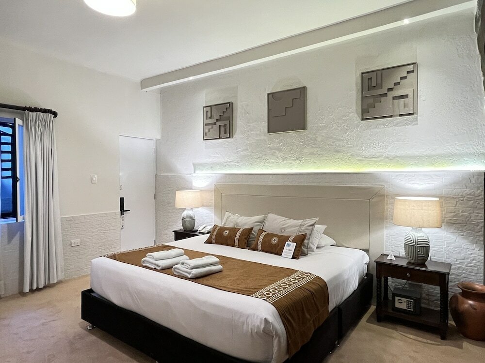 Фото Hotel Katari Plaza de Armas Cusco