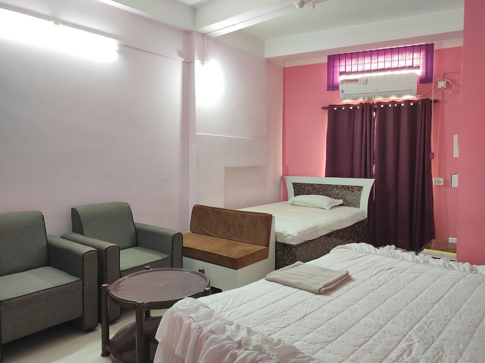 Фото Sawkmie Hotel