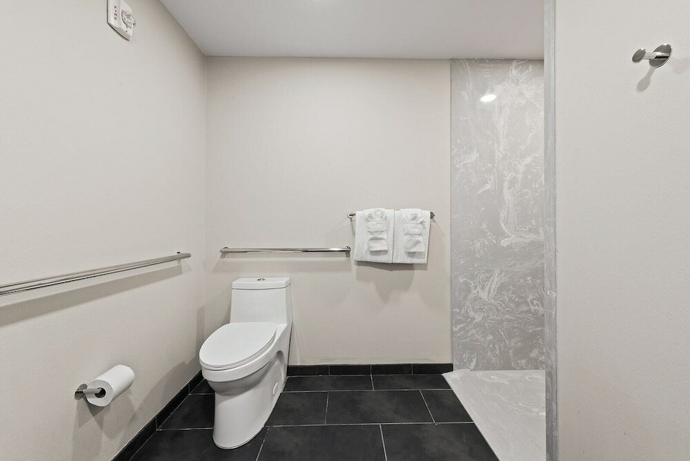 Фото Holy Angels Bywater Hotel and Residences