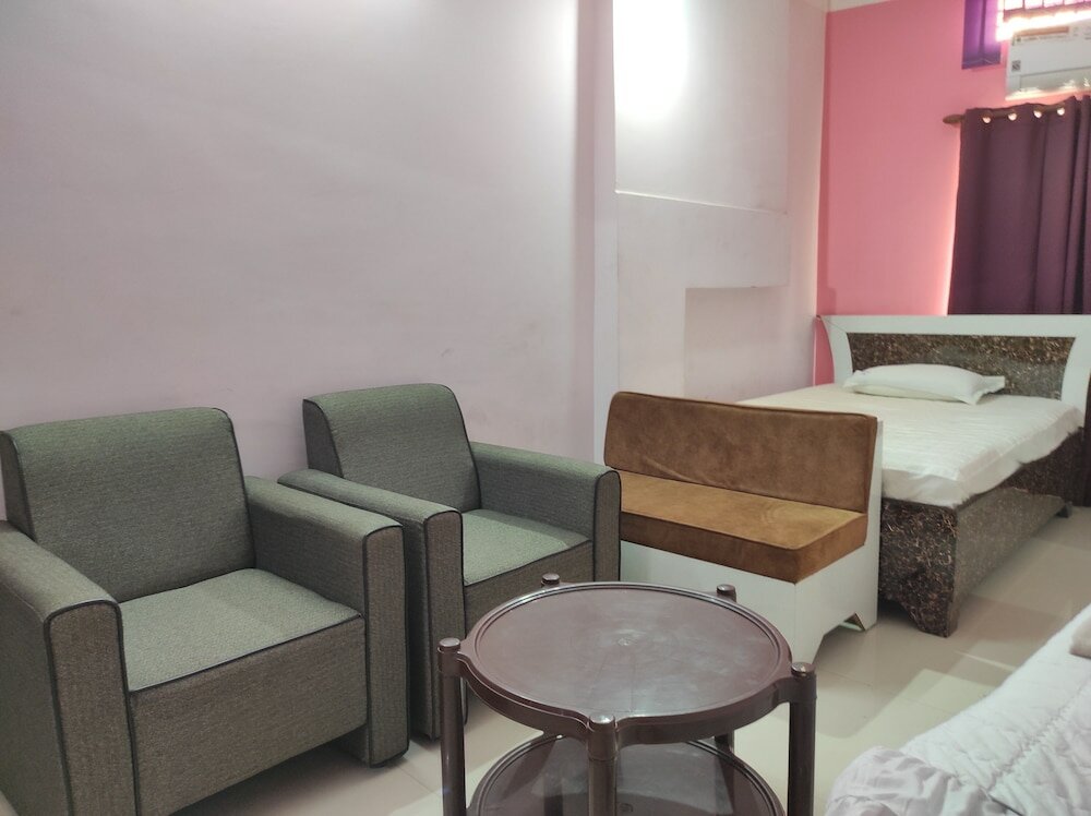 Фото Sawkmie Hotel