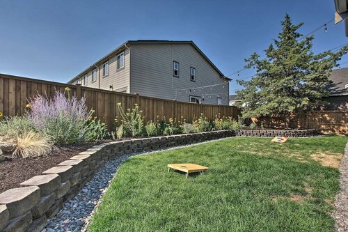 Гостиница Bend Home w Patio + Fire Pits 3 Mi to Dtwn в Бенде