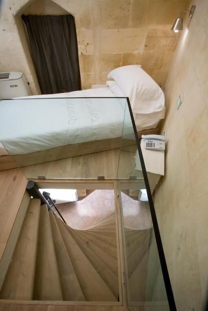 Фото L Hotel In Pietra